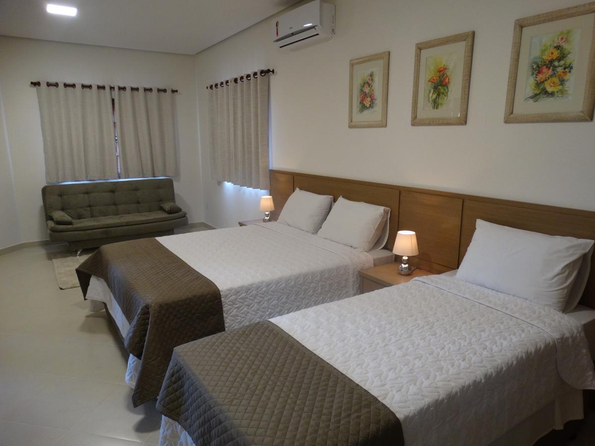 Hotel E Restaurante Sabor De Minas Salinas  Eksteriør billede