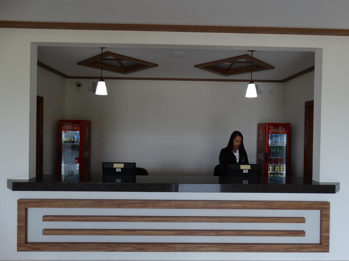 Hotel E Restaurante Sabor De Minas Salinas  Eksteriør billede