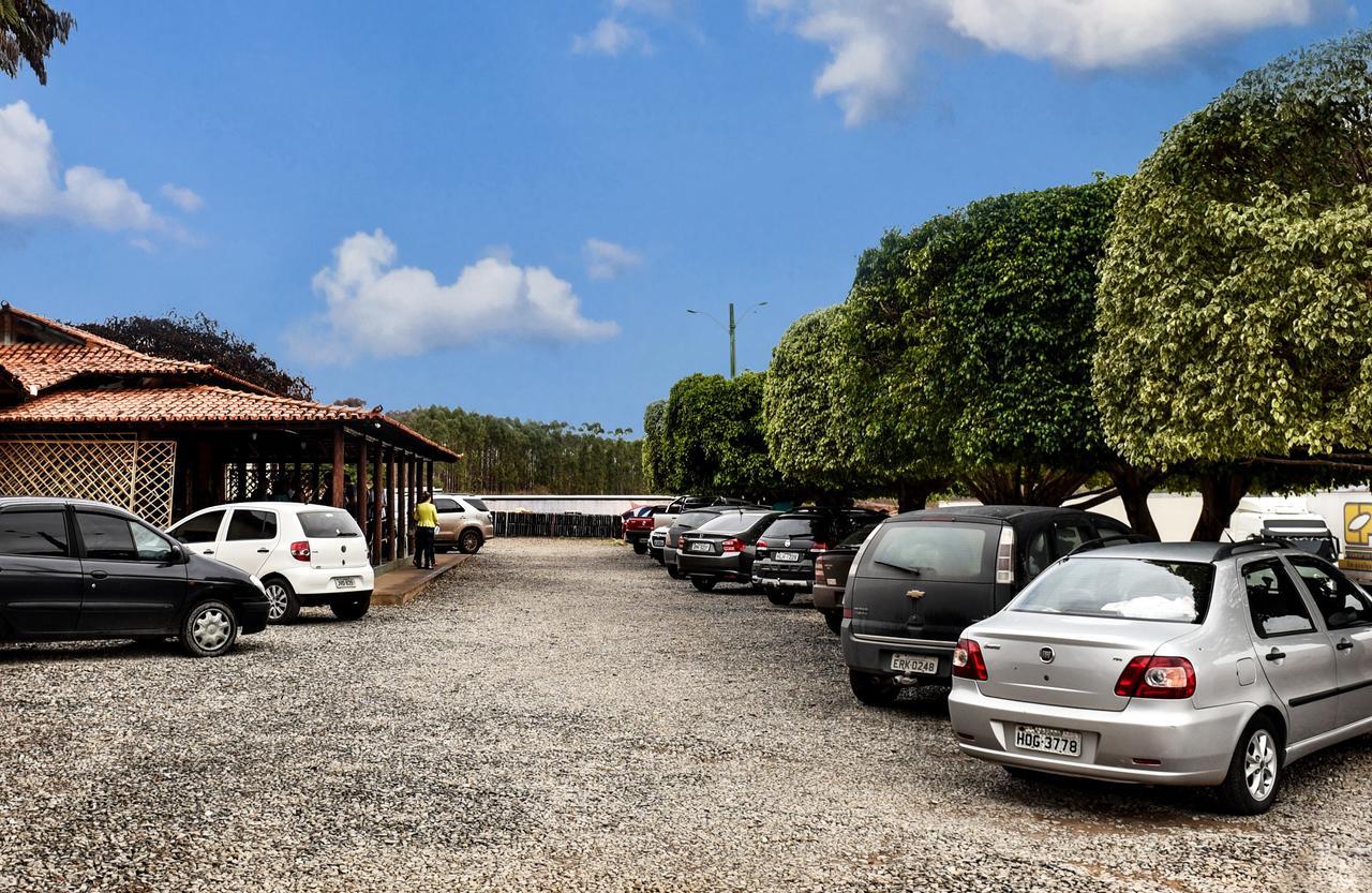 Hotel E Restaurante Sabor De Minas Salinas  Eksteriør billede