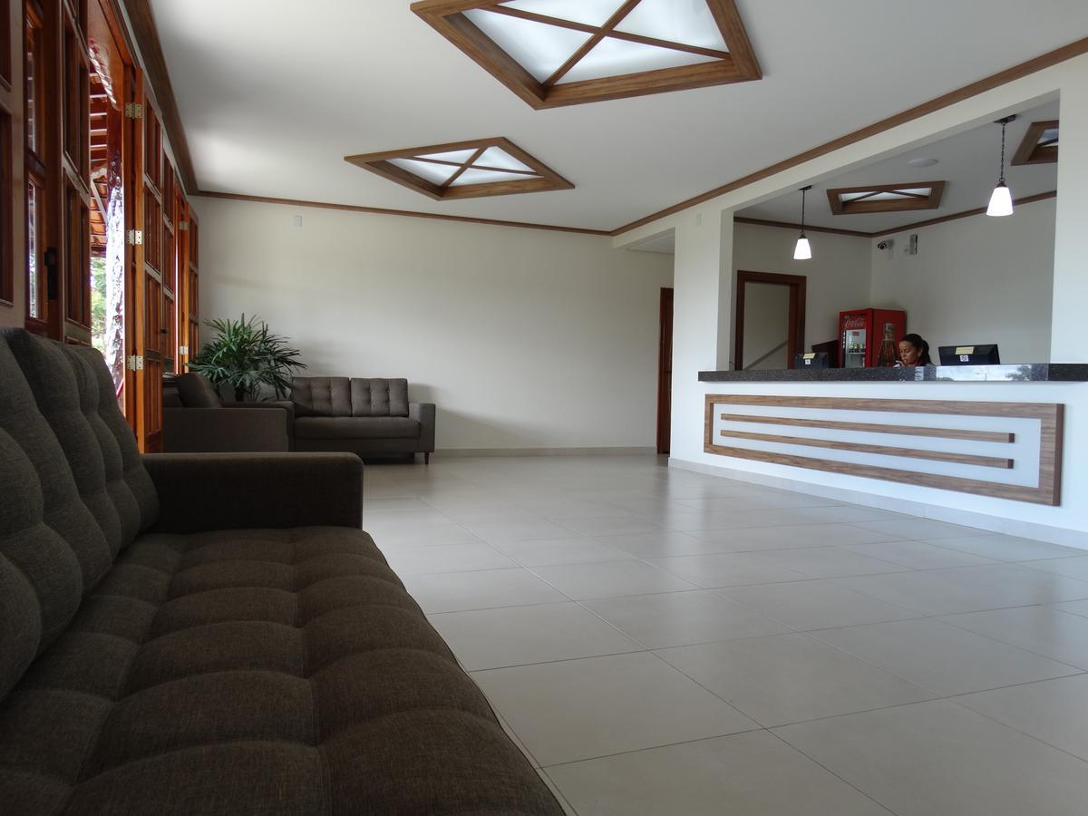 Hotel E Restaurante Sabor De Minas Salinas  Eksteriør billede