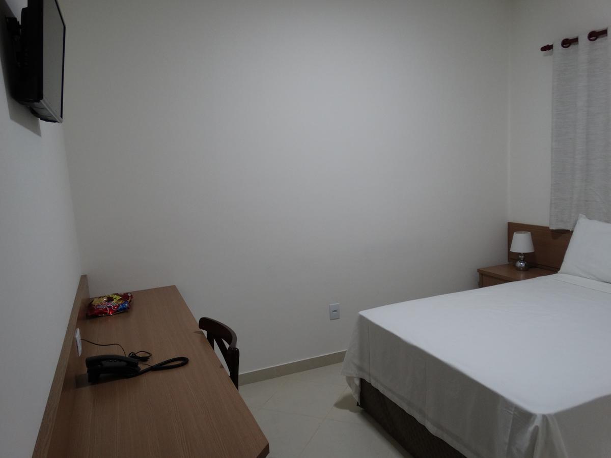 Hotel E Restaurante Sabor De Minas Salinas  Værelse billede