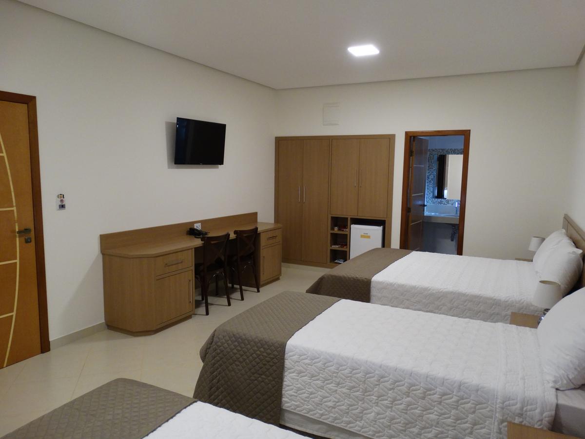 Hotel E Restaurante Sabor De Minas Salinas  Værelse billede